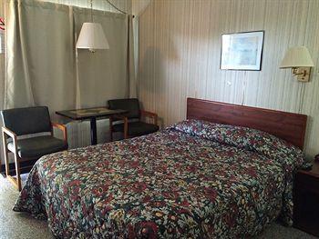 ساندسكاي Maples Motel المظهر الخارجي الصورة
