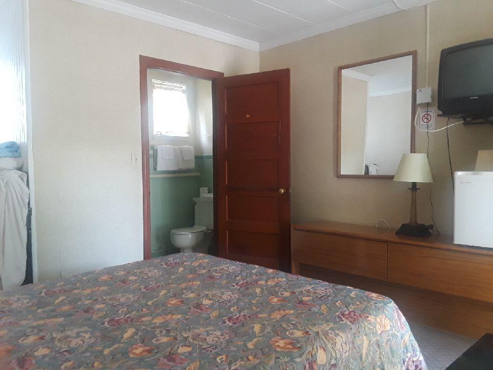ساندسكاي Maples Motel المظهر الخارجي الصورة