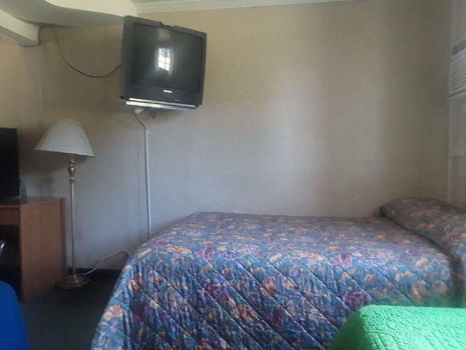 ساندسكاي Maples Motel المظهر الخارجي الصورة